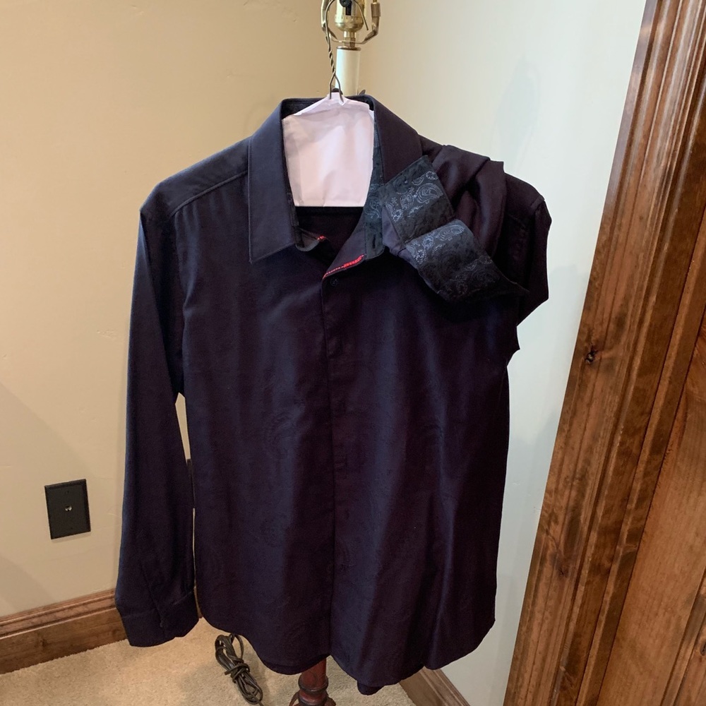 Robert Graham Dress shirt button up